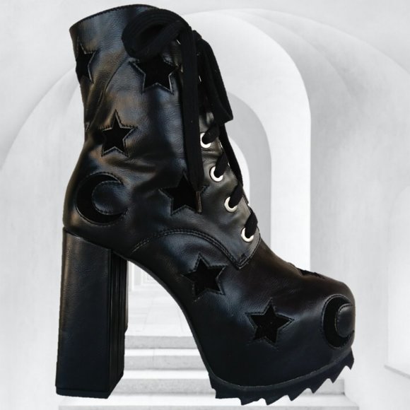 KILLSTAR 7 BLACK PLATFORM ANKLE BOOTS STARGAZER CRESCENT MOON STARS goth - Picture 5 of 15